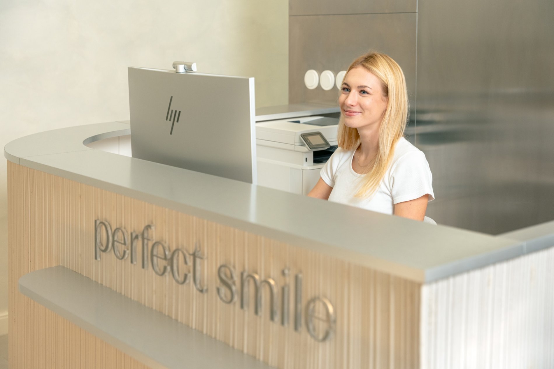 Reception perfect smile Reception perfect smile